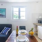Daire La Republique-2 By Interhome *